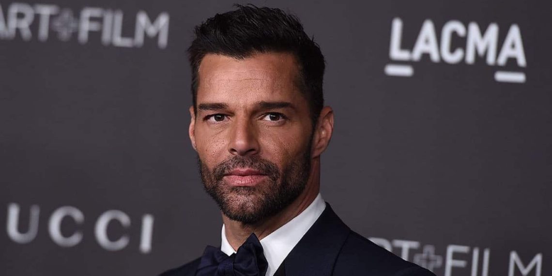 'Brutos' e 'ignorantes' los que no hacen cuarentena: Ricky Martin