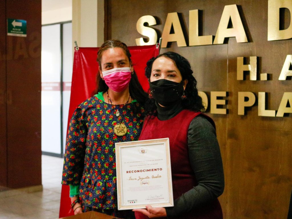 ARACELI BROWN ENTREGA 'RECONOCIMIENTO A MUJERES QUE INSPIRAN'