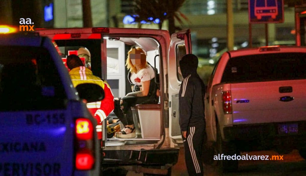 ATAQUE ARMADO AFUERA DE OXXO DEJA SIN VIDA A UNO
