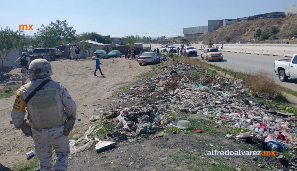 FUERTE INCENDIO DE RECICLADORA PROVOCA EVACUACIóN DE FAMILIAS FUERTE INCENDIO DE RECICLADORA PROVOCA EVACUACIóN DE FAMILIAS