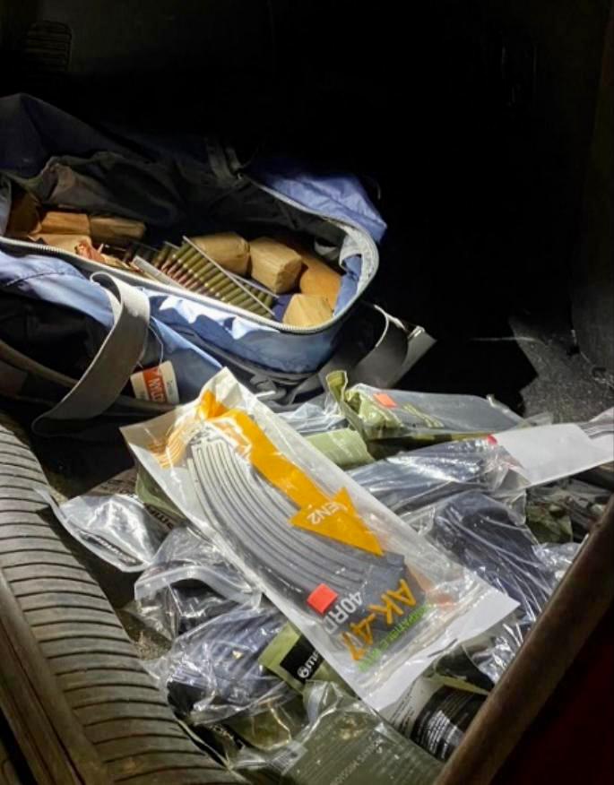 DETECTAN CARTUCHOS Y CARGADORES EN ADUANA DE TIJUANA