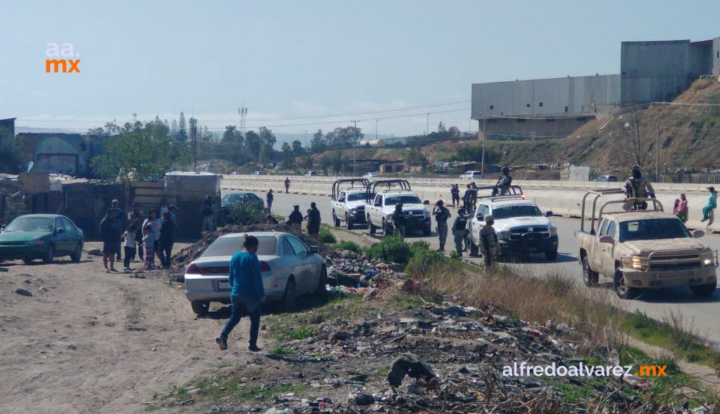 FUERTE INCENDIO DE RECICLADORA PROVOCA EVACUACIóN DE FAMILIAS FUERTE INCENDIO DE RECICLADORA PROVOCA EVACUACIóN DE FAMILIAS