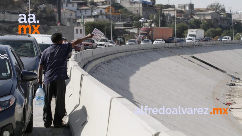 LO ESTRANGULAN Y ABANDONAN CADáVER EN LA CANALIZACIóN