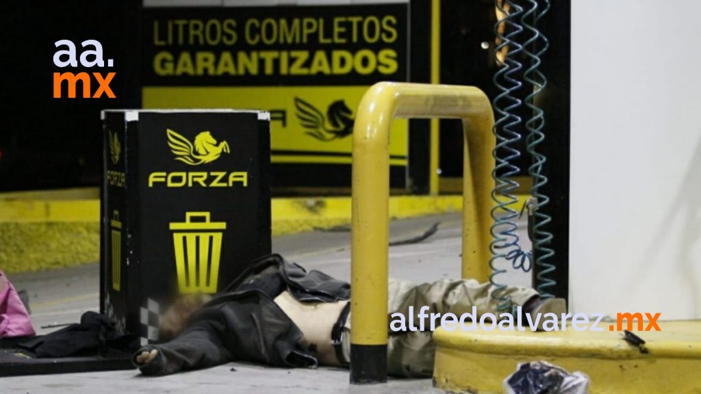 CIRCULABA A EXCESO DE VELOCIDAD, LE TRUENA LLANTA Y MATA A UNA PERSONA