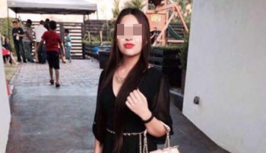 BALEAN A PAREJA; éL SE SALVA Y ELLA MUERE AL INSTANTE