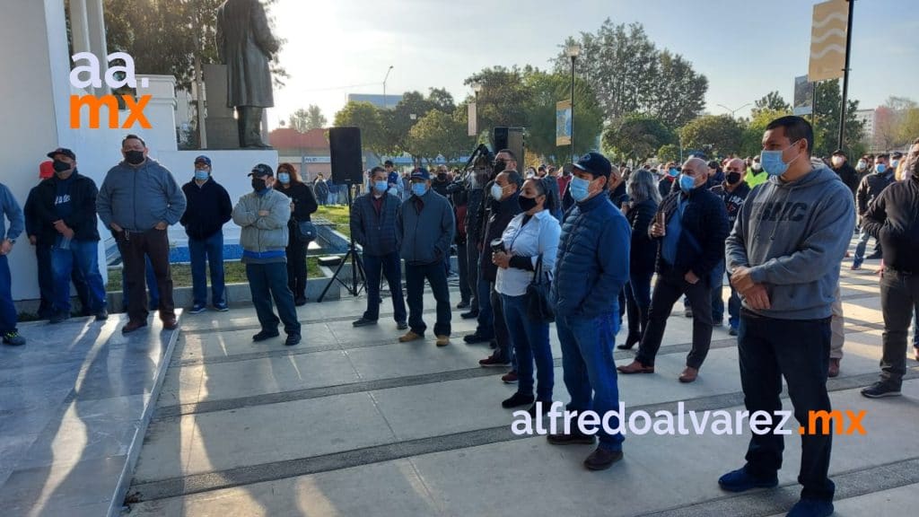 DEJAN SIN PAGO A JUBILADOS BURóCRATAS