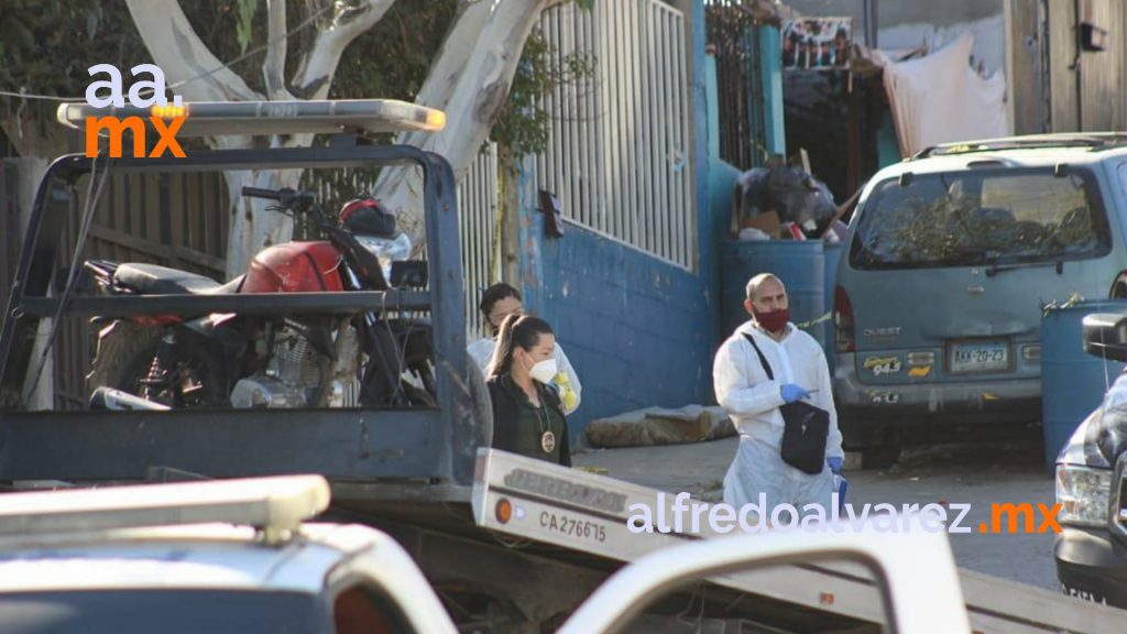 MOTOCICLISTA ATACA A BALAZOS A POLICíAS MUNICIPALES