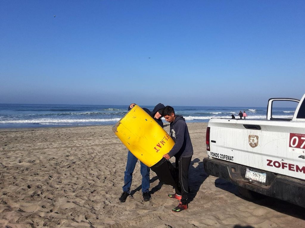 RETIRAN MáS DE 23 TONELADAS DE BASURA DE PLAYAS DE ROSARITO RETIRAN MáS DE 23 TONELADAS DE BASURA DE PLAYAS DE ROSARITO