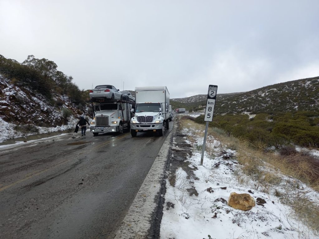 REABREN AL TRáNSITO LAS AUTOPISTAS Y CARRETERA DE LA RUMOROSA