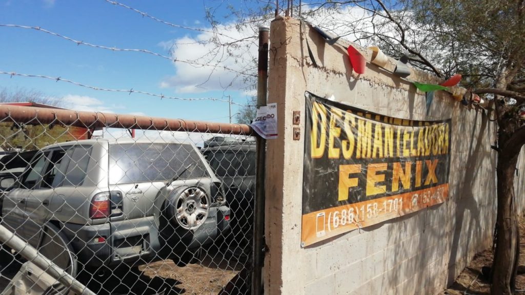 DETECTAN AUTOS ROBADOS EN DESMANTELADORA