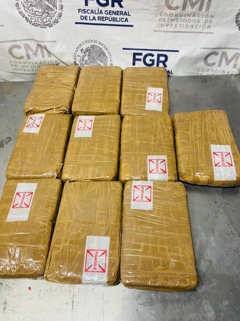 VINCULAN A PROCESO A JOVEN QUE TRANSPORTABA COCAíNA Y LECHE VINCULAN A PROCESO A JOVEN QUE TRANSPORTABA COCAíNA Y LECHE