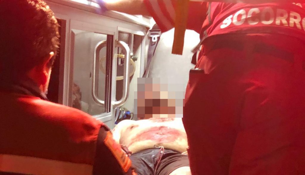 ROBA A MUJER EN VIVIENDA; LA AMENAZA CON MACHETE