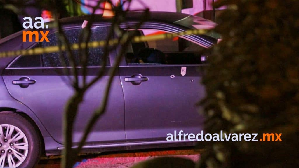 LO ACRIBILLAN EN SU AUTO CON UNA AR15