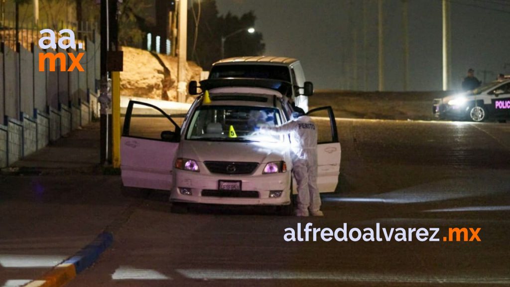 ACRIBILLAN A DOS Y LOS ABANDONAN EN AUTO