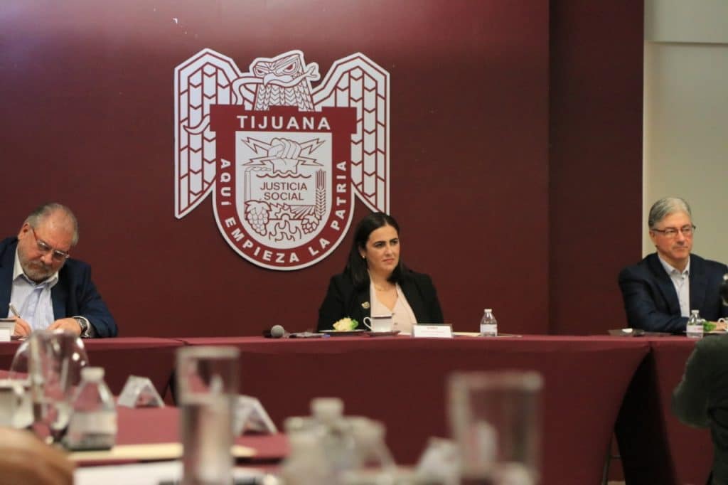 KARLA RUIZ PROMUEVE REACTIVACIóN ECONóMICA DE TIJUANA