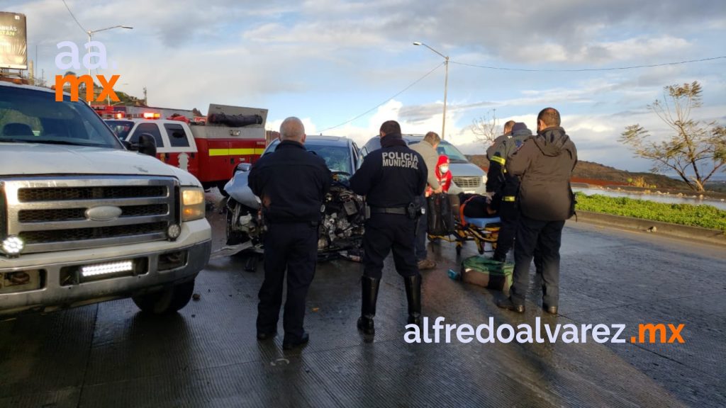 FALLECE TRAS CHOQUE Y VOLCADURA EN LA INTERNACIONAL