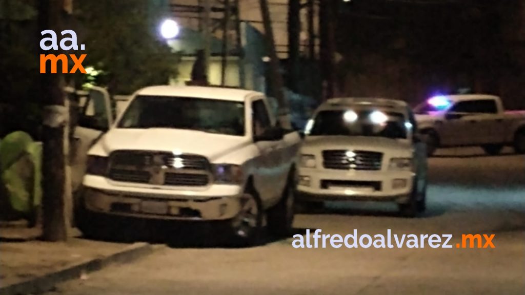 RAFAGUEAN AUTOS EN ATAQUE ARMADO RAFAGUEAN AUTOS EN ATAQUE ARMADO
