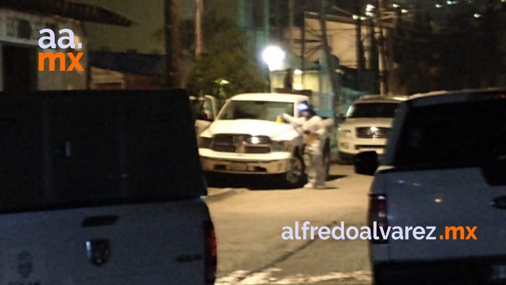RAFAGUEAN AUTOS EN ATAQUE ARMADO RAFAGUEAN AUTOS EN ATAQUE ARMADO