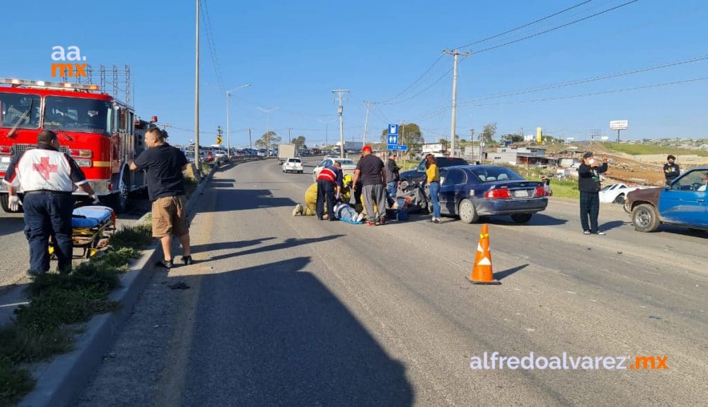 FUERTE ACCIDENTE PROVOCA CARAMBOLA