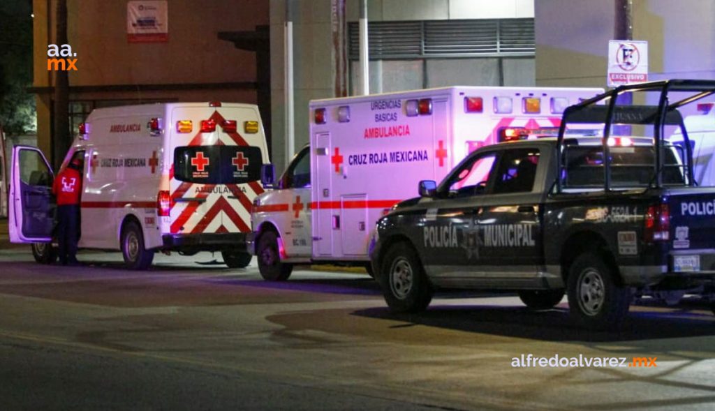 ATACAN A BALAZOS A POLICíAS, UNO RESULTA HERIDO