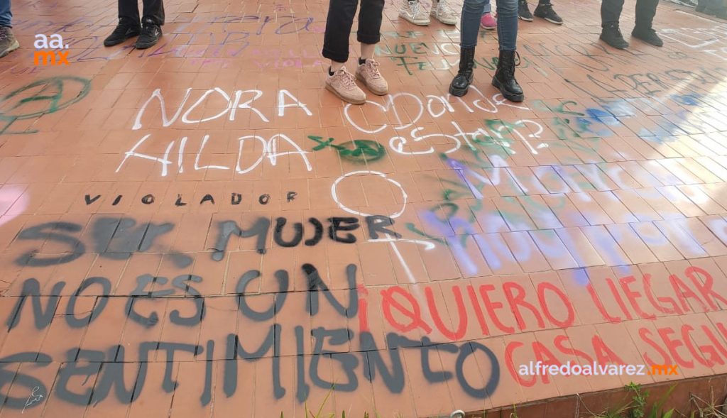 MUJERES SE MANIFIESTAN EN SU DíA; EXIGEN ALTO A FEMINICIDIOS Y JUSTICIA