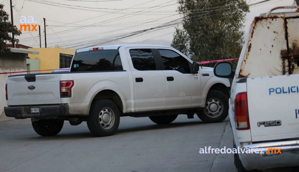 MATAN A MUJER AL INTERIOR DE SU DOMICILIO