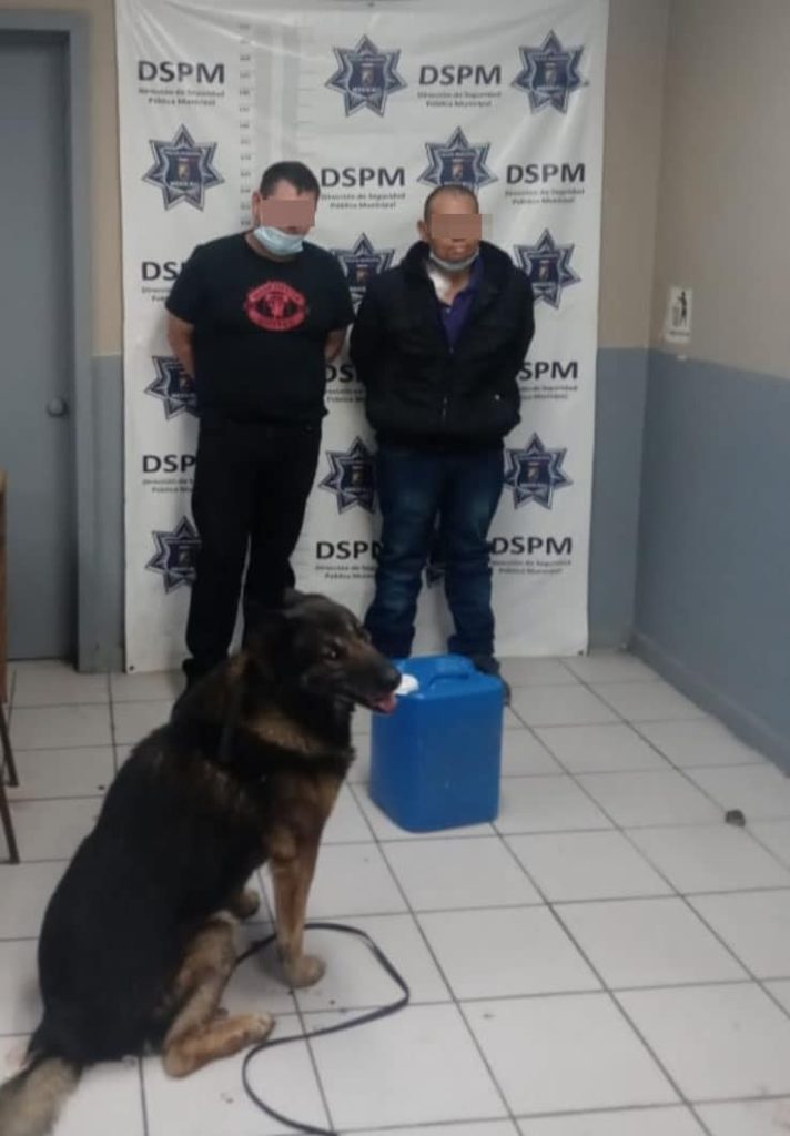 SE PASEAN A BORDO DE CAMIONETA CON SUSTANCIAS ILíCITAS