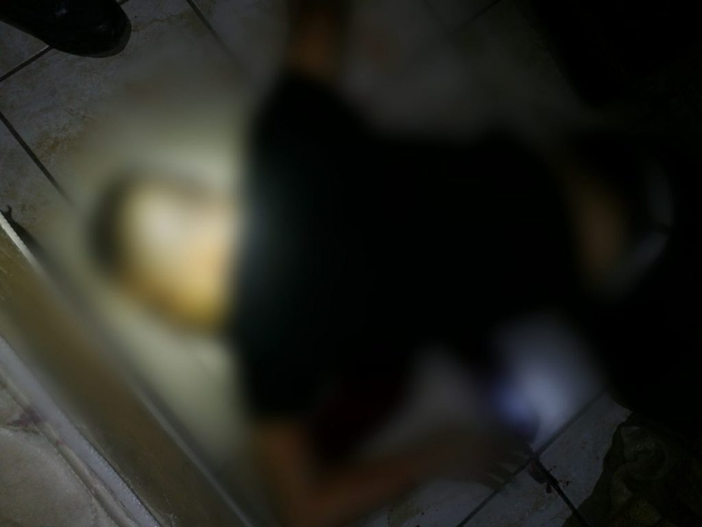 JOVEN PAREJA ES HALLADA SIN VIDA