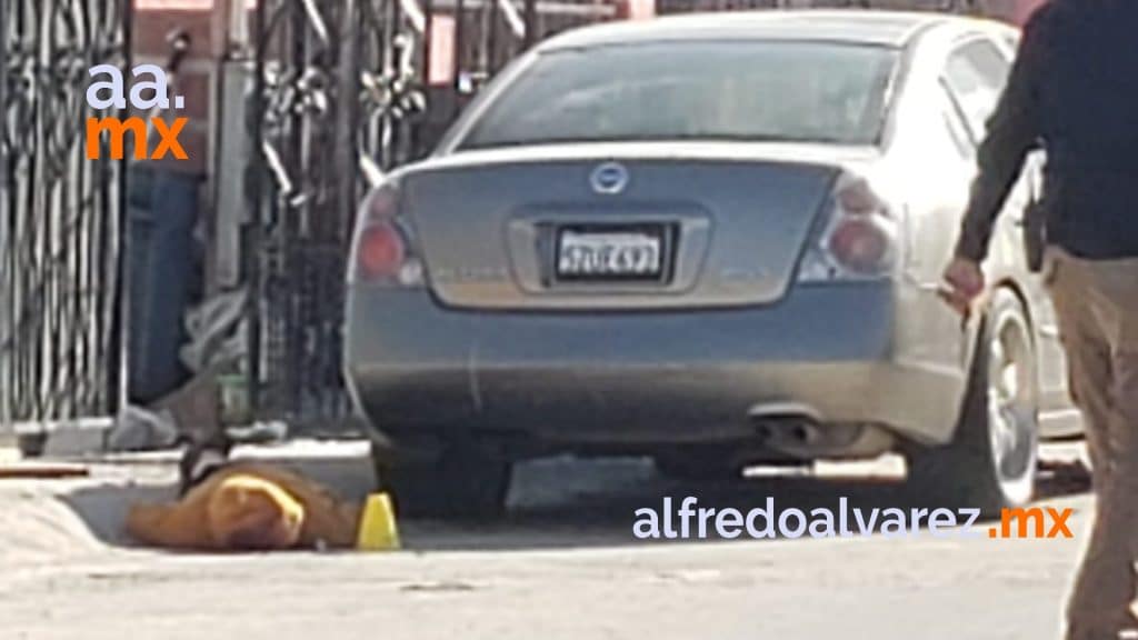 LO ACRIBILLAN FRENTE A SU CASA LO ACRIBILLAN FRENTE A SU CASA