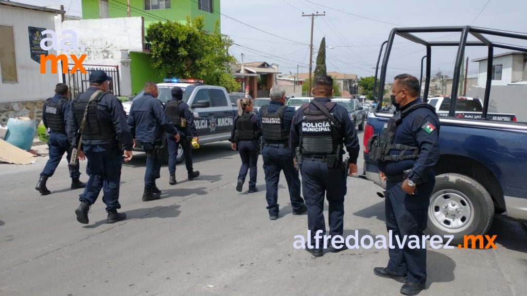 ATAQUE A POLICíA PROVOCA FUERTE MOVILIZACIóN