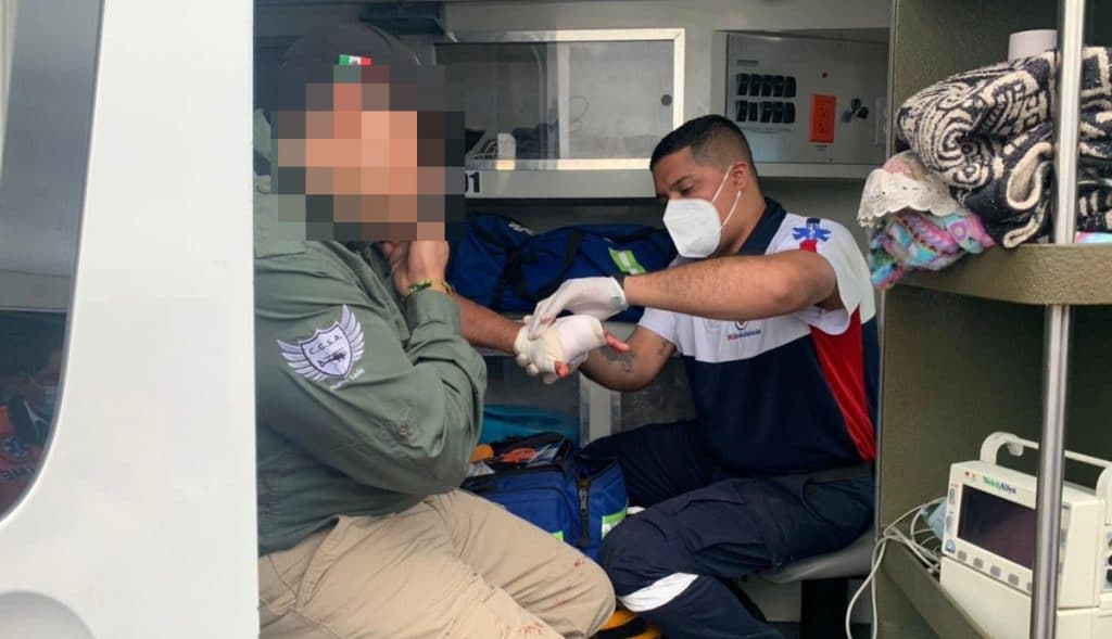 FOTOS: ATACAN A BALAZOS A HELICóPTERO DE FUERZA CIVIL FOTOS: ATACAN A BALAZOS A HELICóPTERO DE FUERZA CIVIL