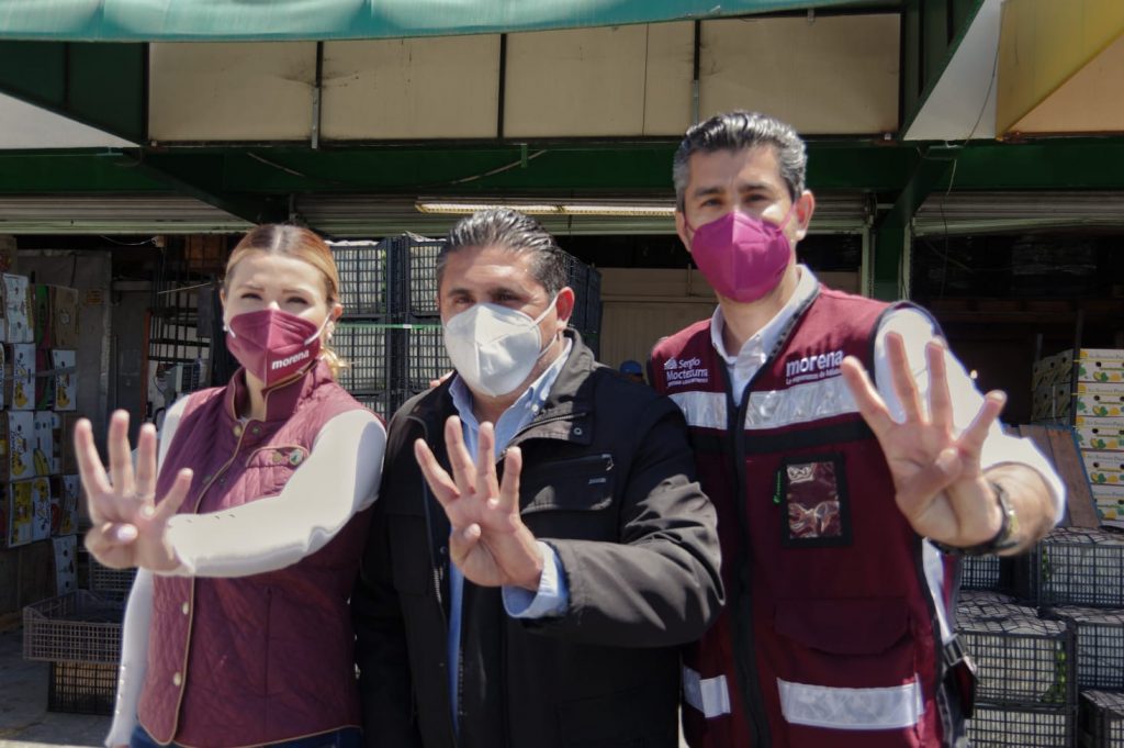DIALOGAN ÁVILA Y MOCTEZUMA CON COMERCIANTES DE MERCADO DE ABASTOS