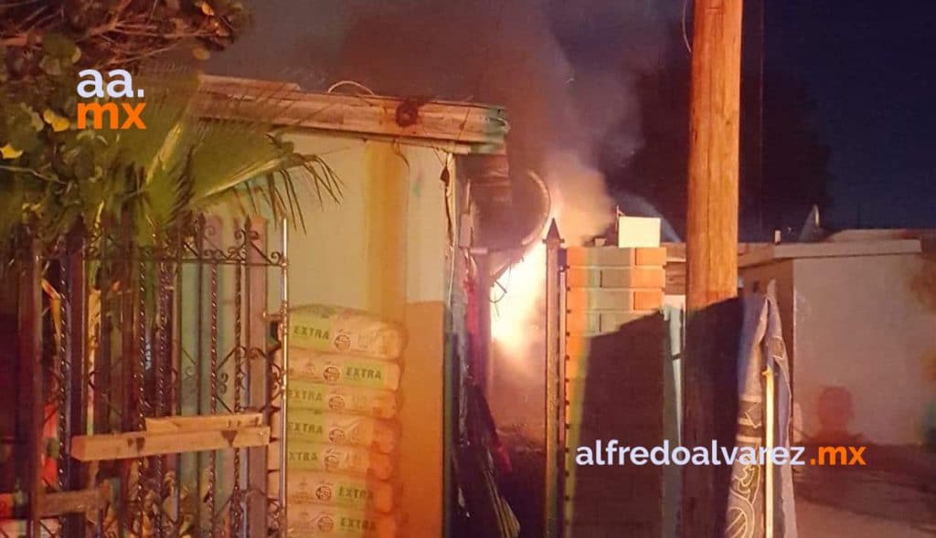 ABUELITOS HERIDOS TRAS INCENDIO DE SU VIVIENDA