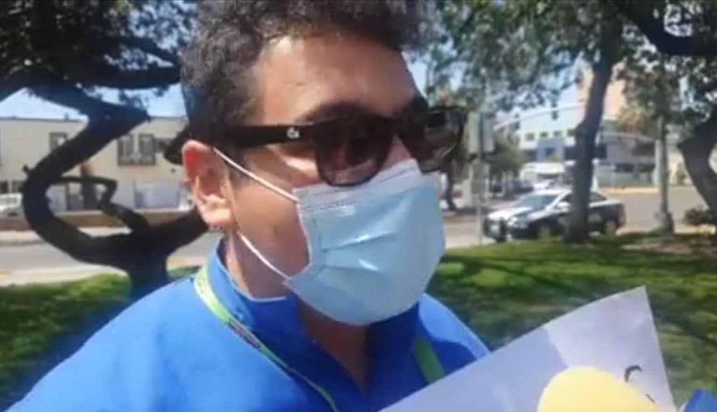 MéDICOS SE MANIFIESTAN POR NO SER VACUNADOS CONTRA COVID-19