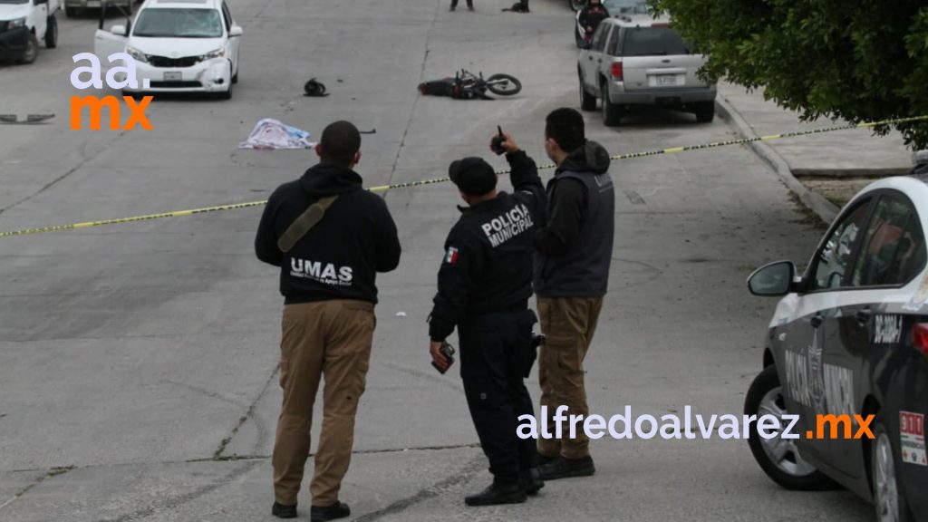 MOTOCICLISTA NO CEDE EL PASO, SE ESTAMPA Y MUERE