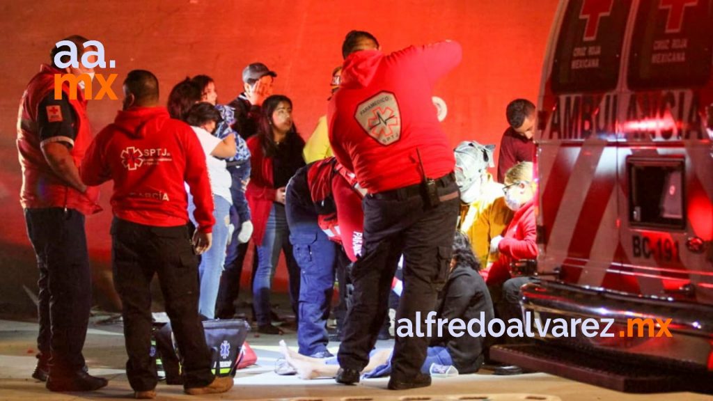 CONDUCíA A EXCESO DE VELOCIDAD, SALE DE LA VIALIDAD Y VUELCA CONDUCíA A EXCESO DE VELOCIDAD, SALE DE LA VIALIDAD Y VUELCA