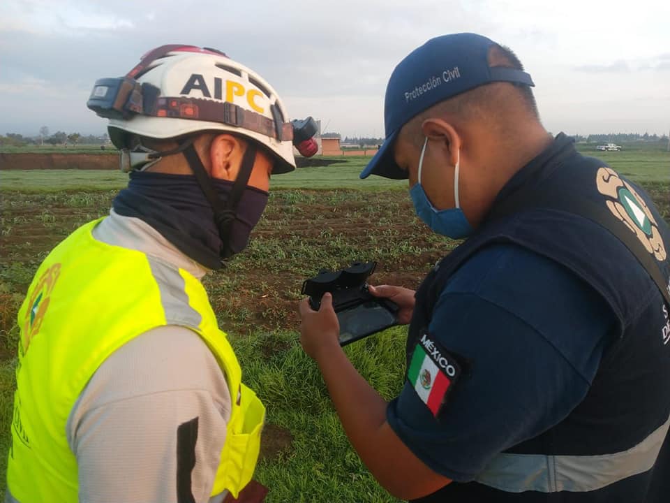 FOTOS: SOCAVóN GIGANTE SE FORMA EN CULTIVOS