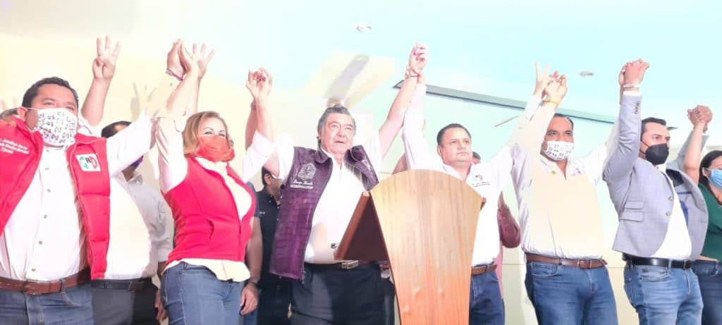 EL PRI TRAICIONA A LA ALIANZA POR BAJA CALIFORNIA EL PRI TRAICIONA A LA ALIANZA POR BAJA CALIFORNIA