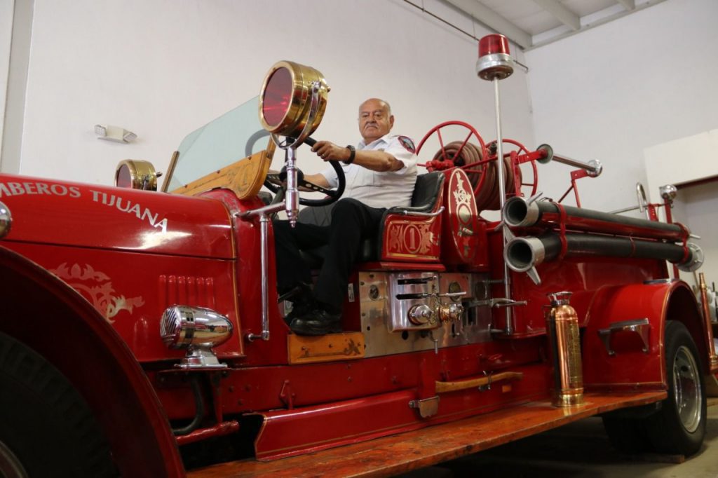 EDUARDO MARTíNEZ ES UN IMPULSOR DE LA MODERNIZACIóN DE BOMBEROS