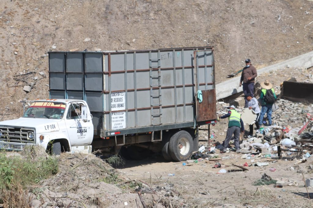 AYUNTAMIENTO SUPERVISA OBRAS COMPLEMENTARIAS DE LA ZONA ESTE