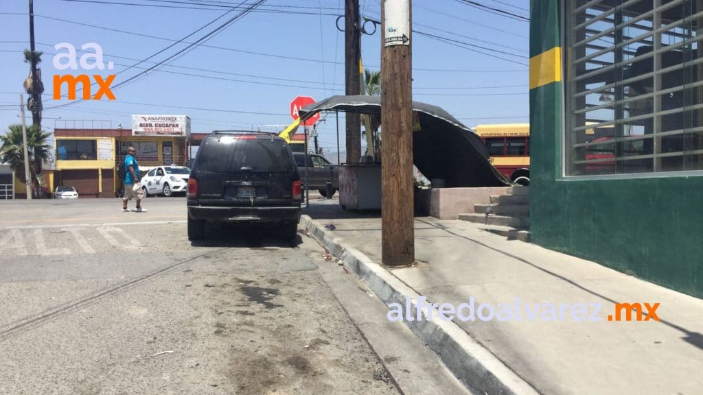 LE DAN ALCANCE EN PUESTO DE TACOS Y LO MATAN