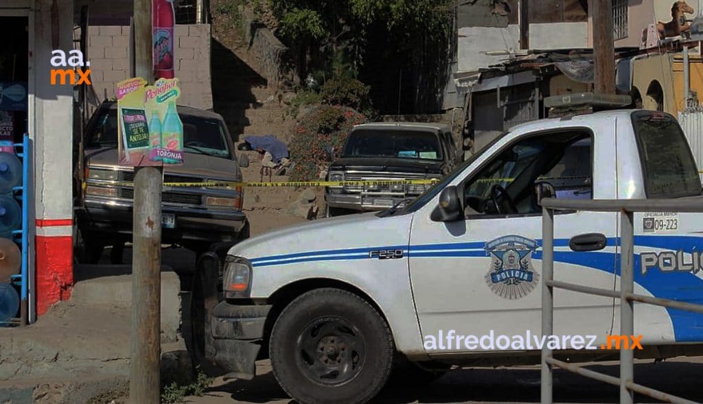 HALLAN CADáVER ATADO A DIABLITO EN CANALIZACIóN