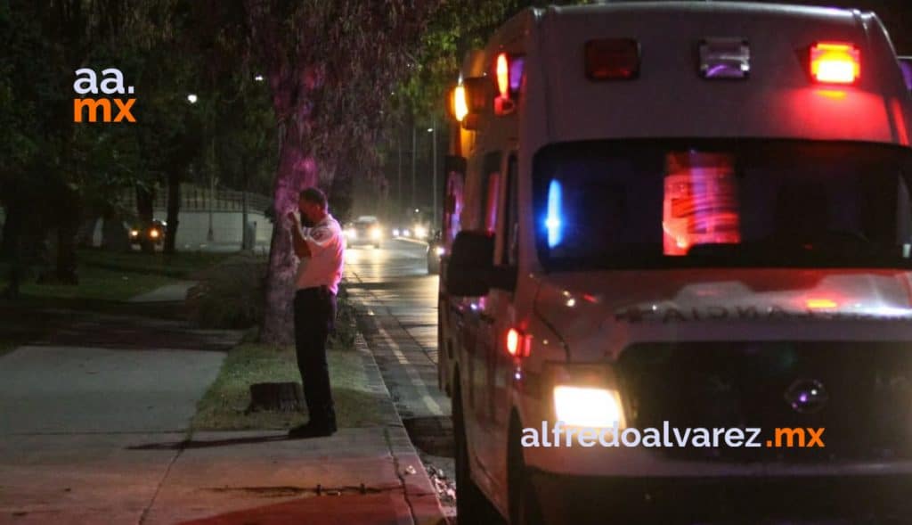 ATROPELLAN A MUJER EN CONDICIóN DE CALLE ATROPELLAN A MUJER EN CONDICIóN DE CALLE