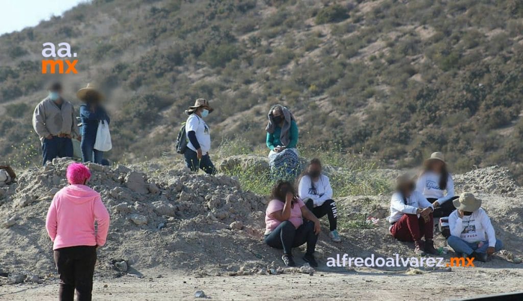 ENCUENTRAN CUERPOS CALCINADOS EN BALDíO