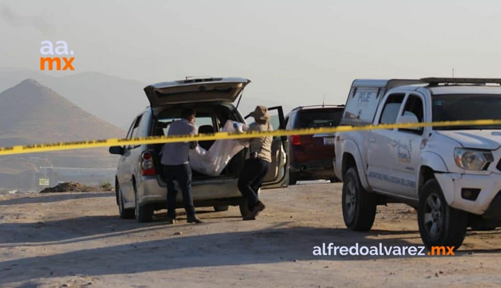 ENCUENTRAN CUERPOS CALCINADOS EN BALDíO
