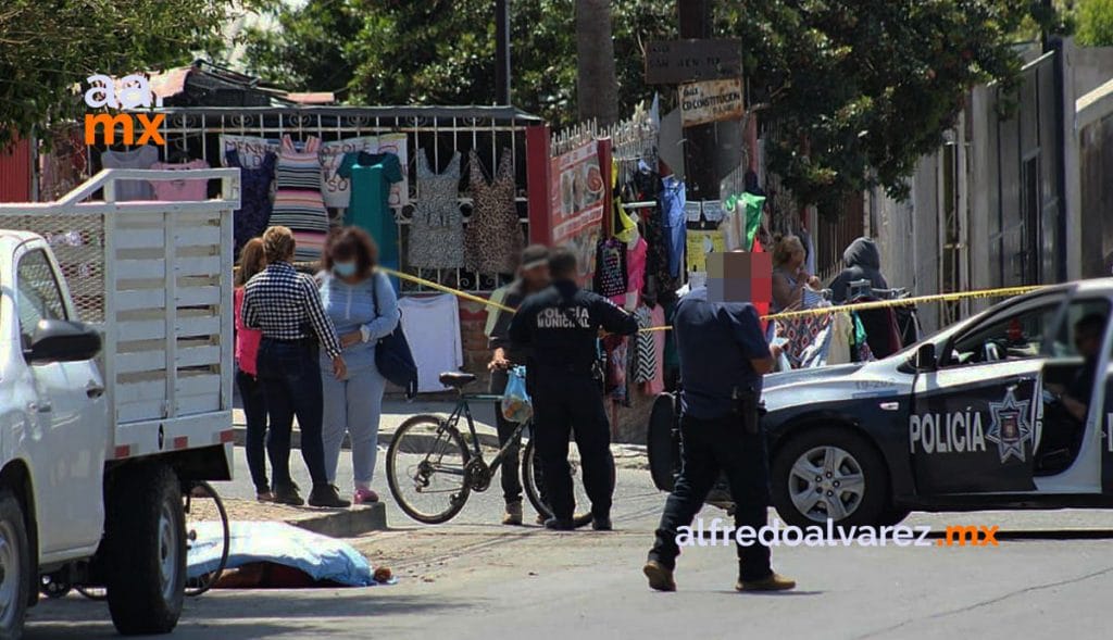 ASESINAN A HOMBRE EN SILLA DE RUEDAS Y BALEAN A MUJER