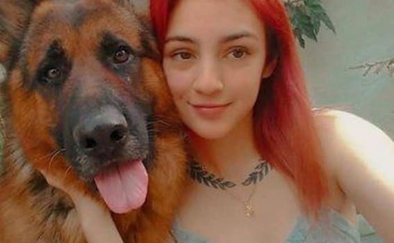 LARA LA JOVEN DE 22 AñOS QUE MURIó ESPERANDO UNA CAMA