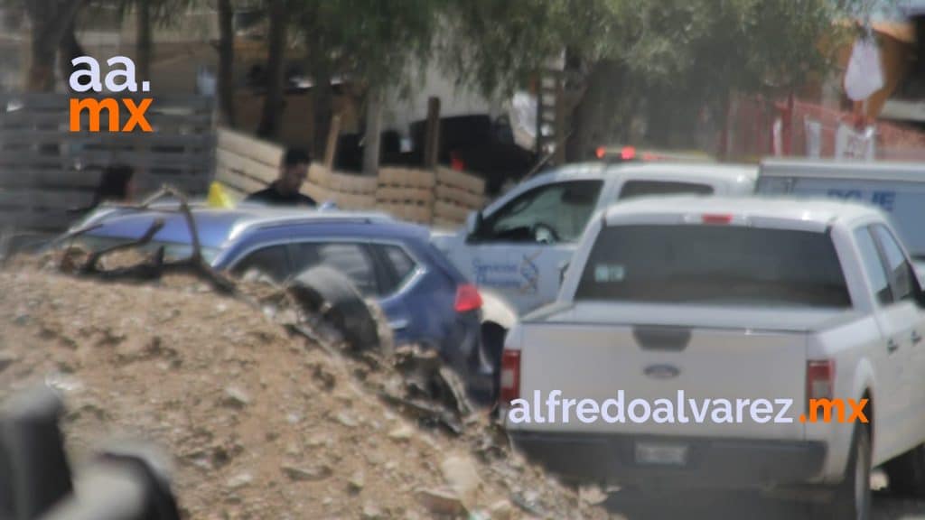 MUJER ES ENCONTRADA SIN VIDA EN SU AUTO