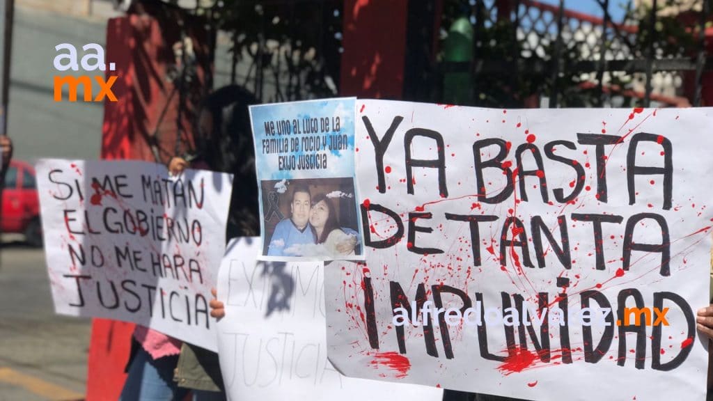 CIUDADANOS EXIGEN JUSTICIA POR PAREJA FALLECIDA EN ACCIDENTE DE VíA RáPIDA