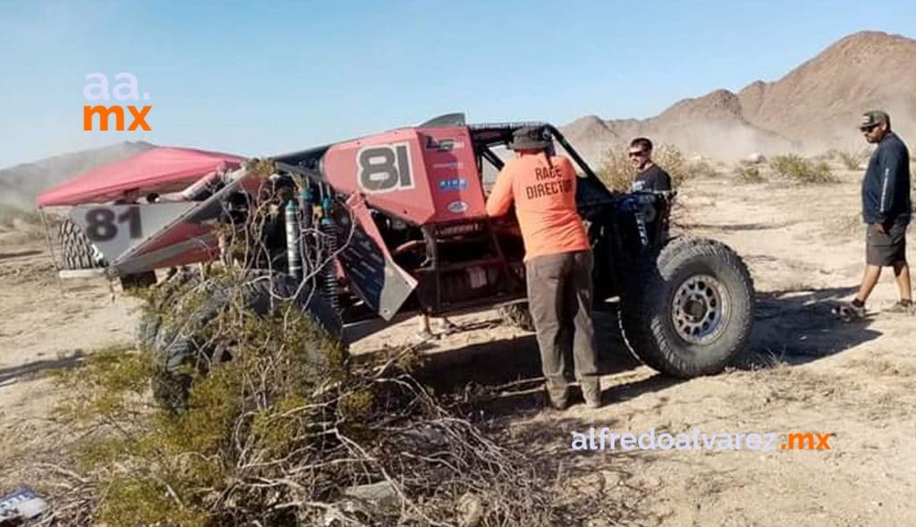 AUTOMOVILISTA FALLECE TRAS CHOCAR CONTRA AUTO DE CARRERAS